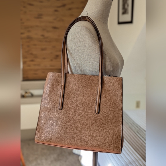 Faux Leather Kenneth Cole Reaction Tote Purse - Picture 7 of 8